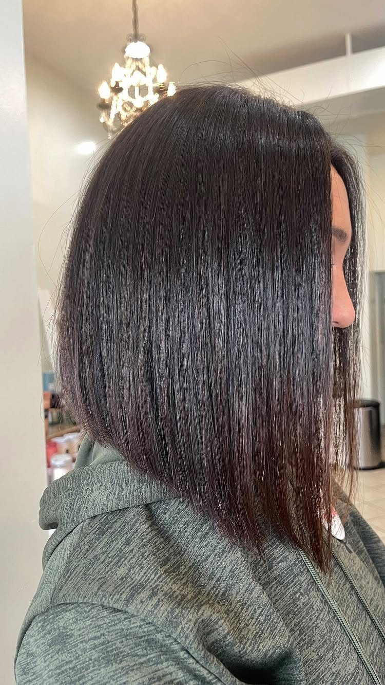 Straight dark angled lob, shorter at the back and longer in front